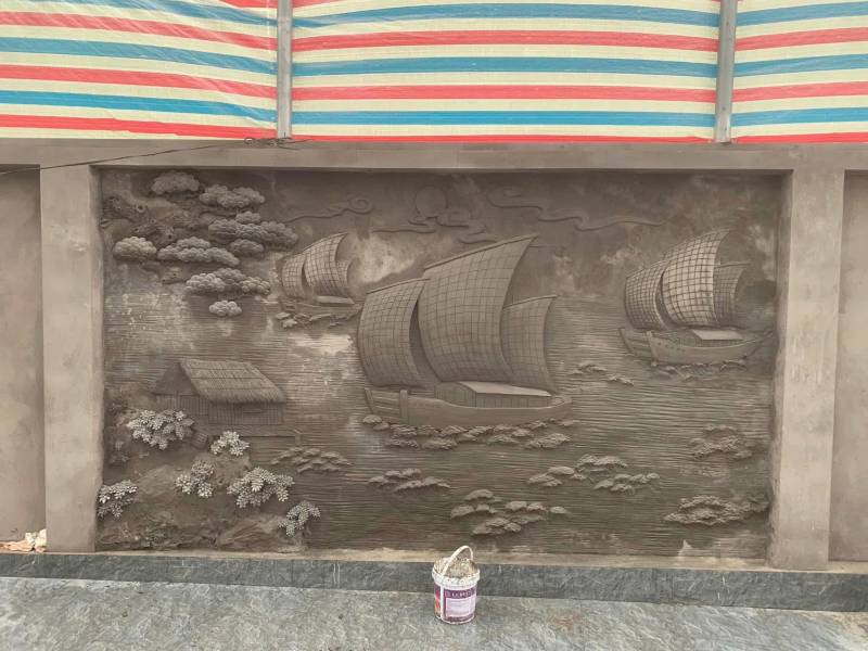 Phần thô tranh đắp thuận buồm xuôi gió